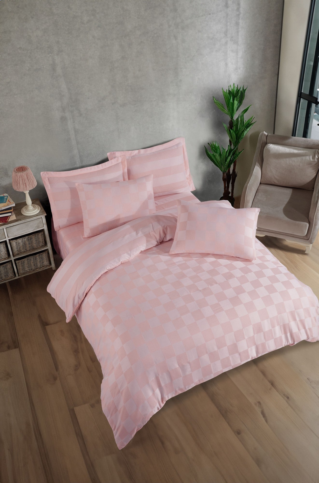 Set lenjerie pat KARELI SATEN, roz pudra, bumbac/poliester, 200x220 cm, cu cearceaf pilota si 2 fete de perna