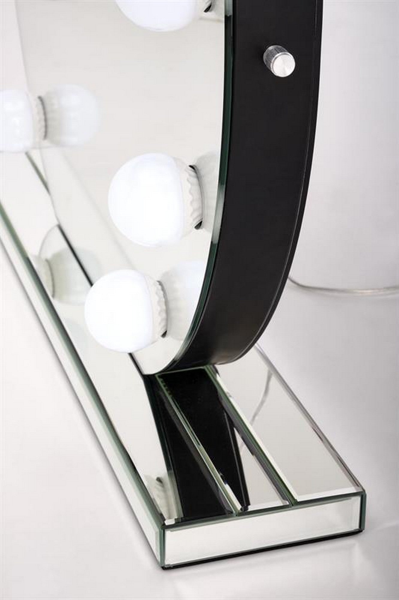 Oglinda TORANO, argintiu, cu iluminare LED, 70x70 cm
