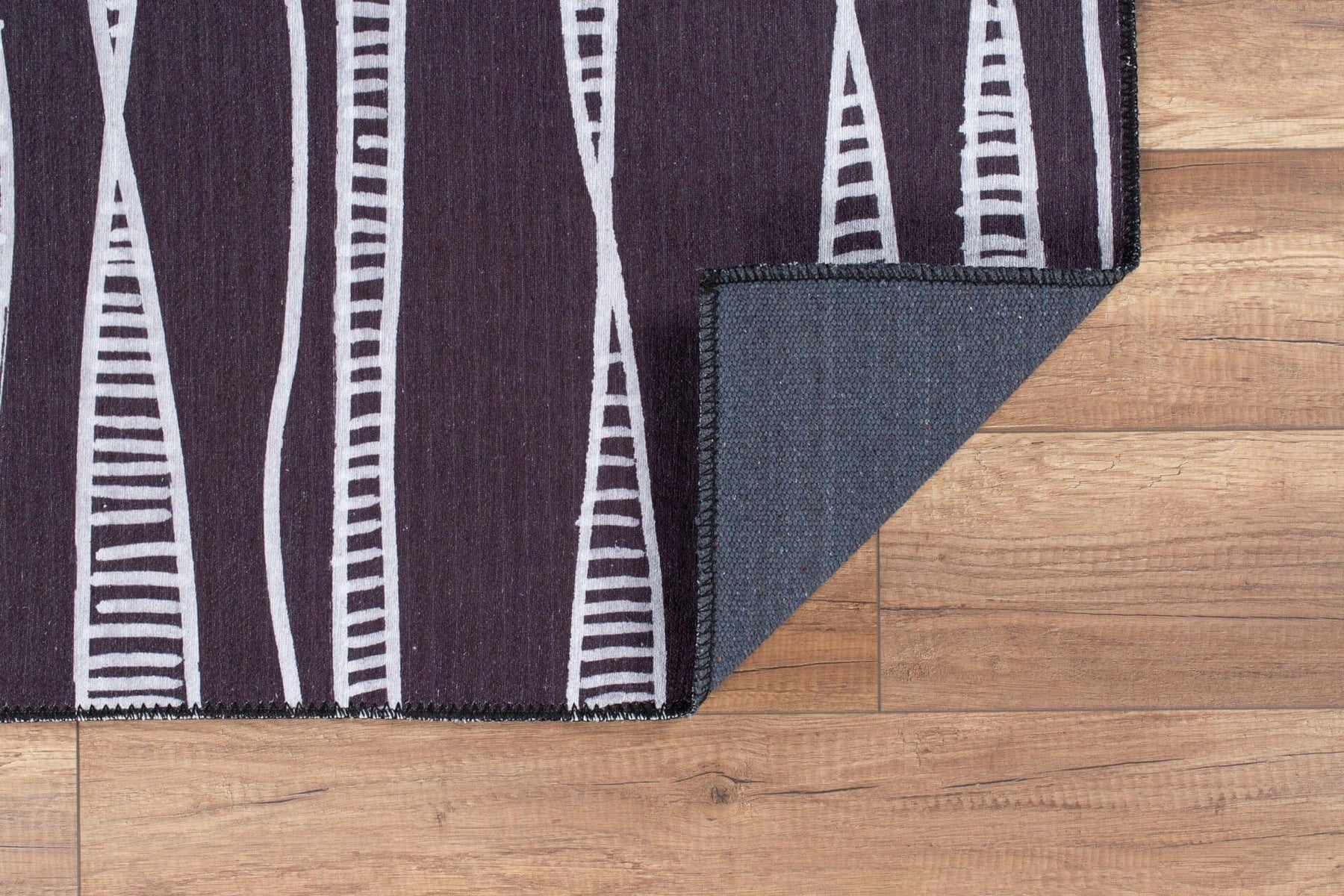 Covor ADA, 75x150 cm, forma dreptunghiulara, poliester, negru/alb, AL 299
