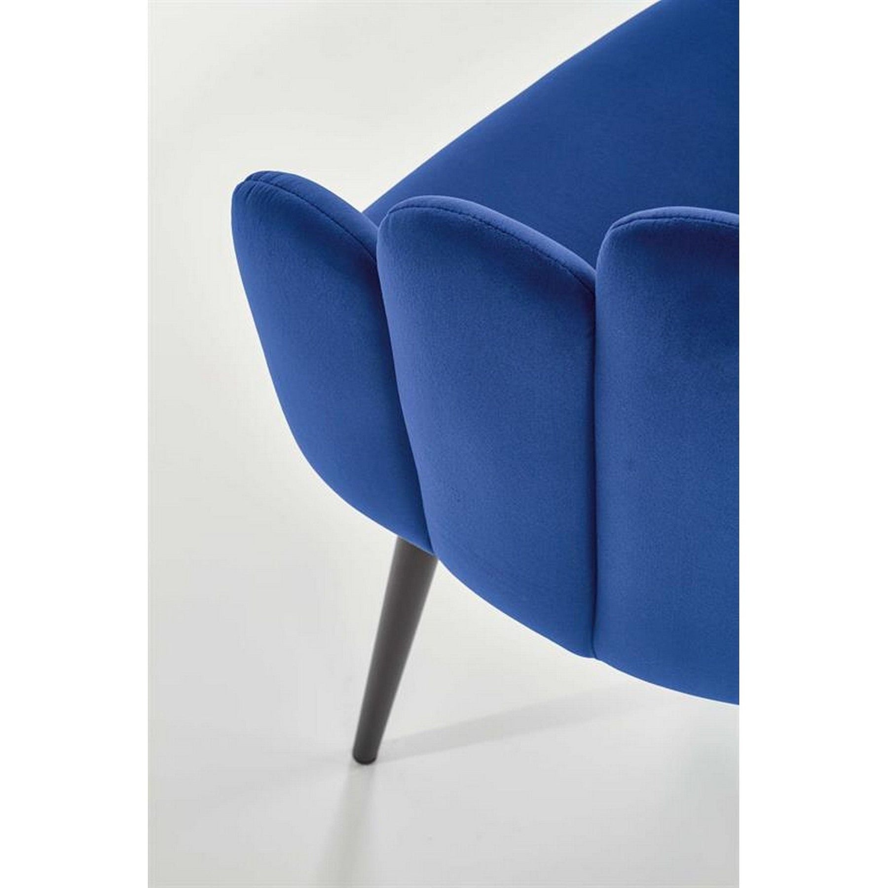 Scaun tapitat K410, albastru, stofa catifelata, 65x62x85 cm