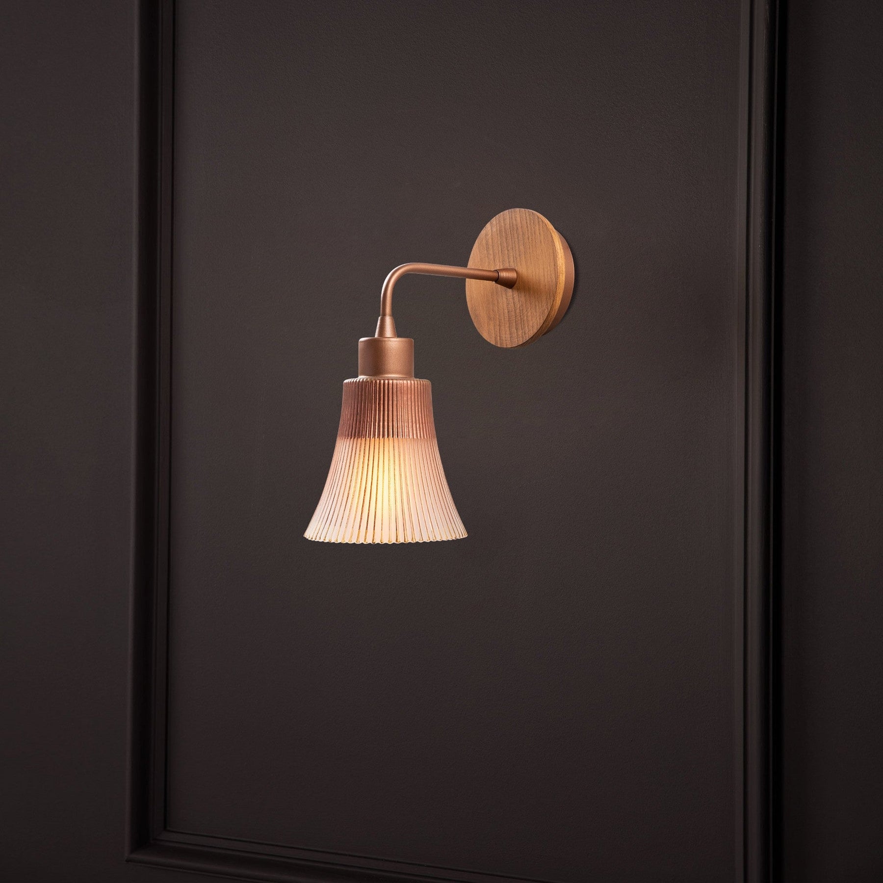 Lampa de perete Foca, N-130, cadru metalic, auriu, 13x28 cm