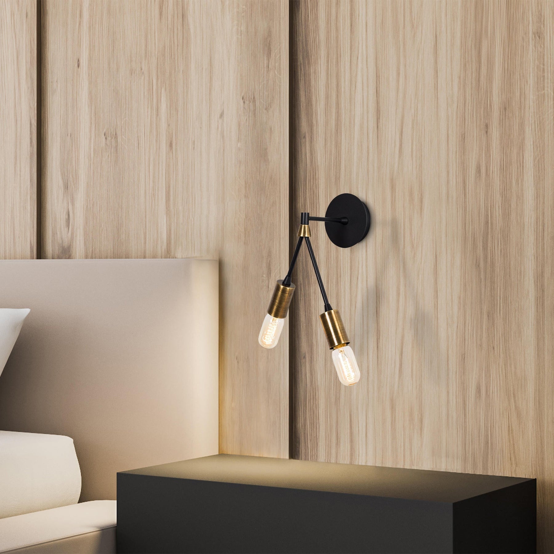 Lampa de perete Dartini, MR-662, cadru metalic/sticla, negru/auriu, 15x17x35 cm