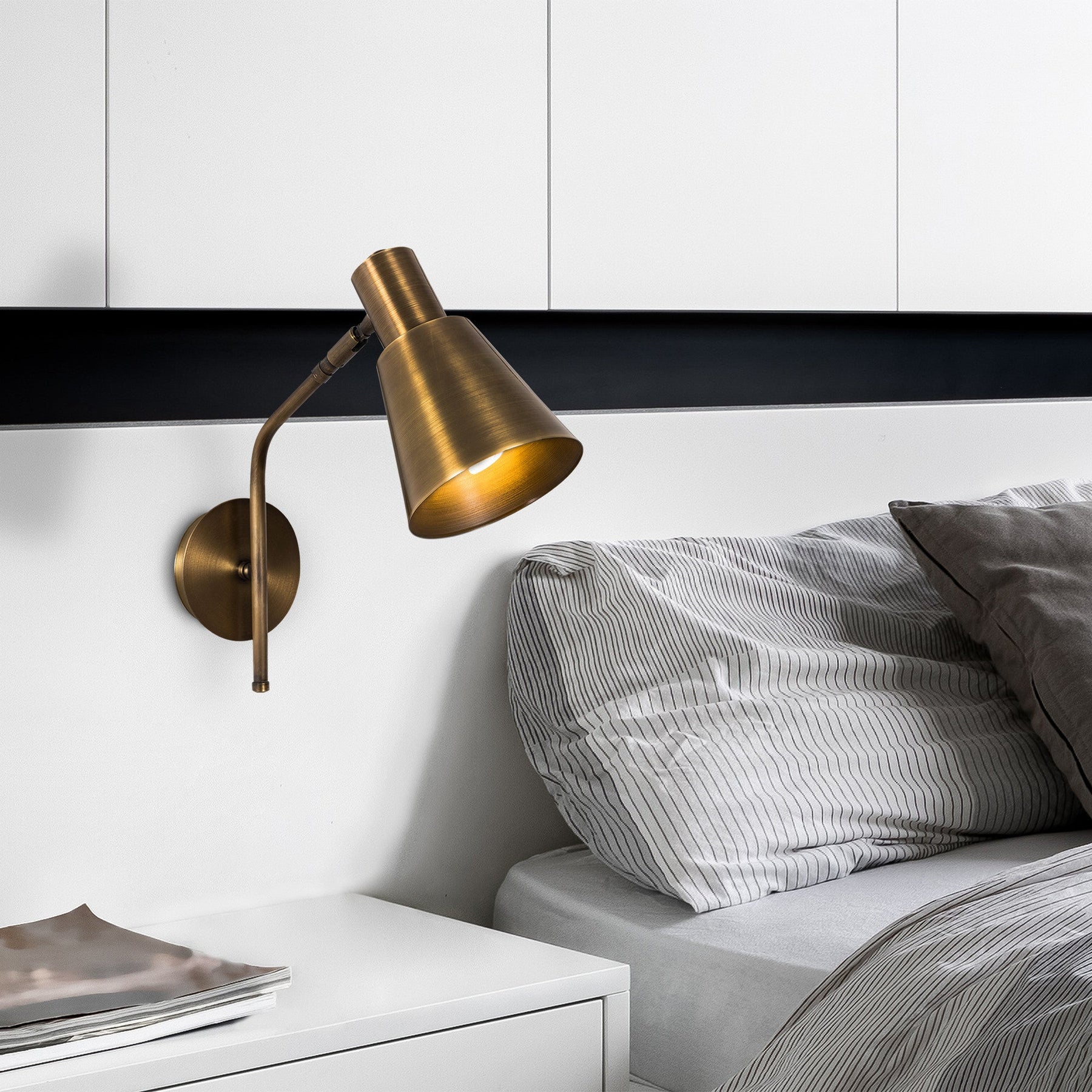 Lampa de perete Sivani, MR-663, cadru metalic, bronz, 14x36x40 cm