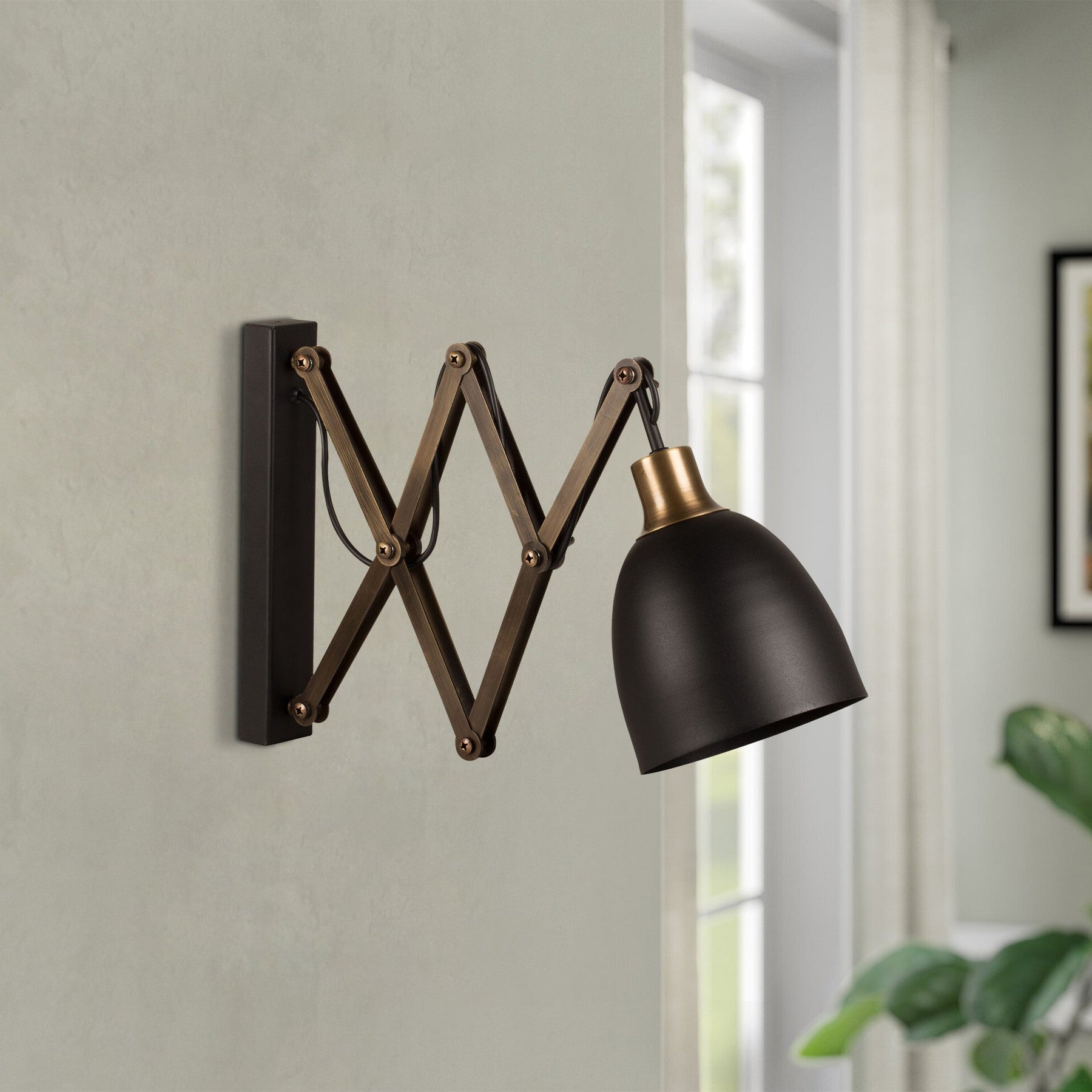 Lampa de perete Sivani, MR - 725, cadru metalic, 15x35/62x30 cm
