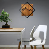 Accesoriu decorativ Mountain 2, stejar/negru, lemn/metal 54x54 cm