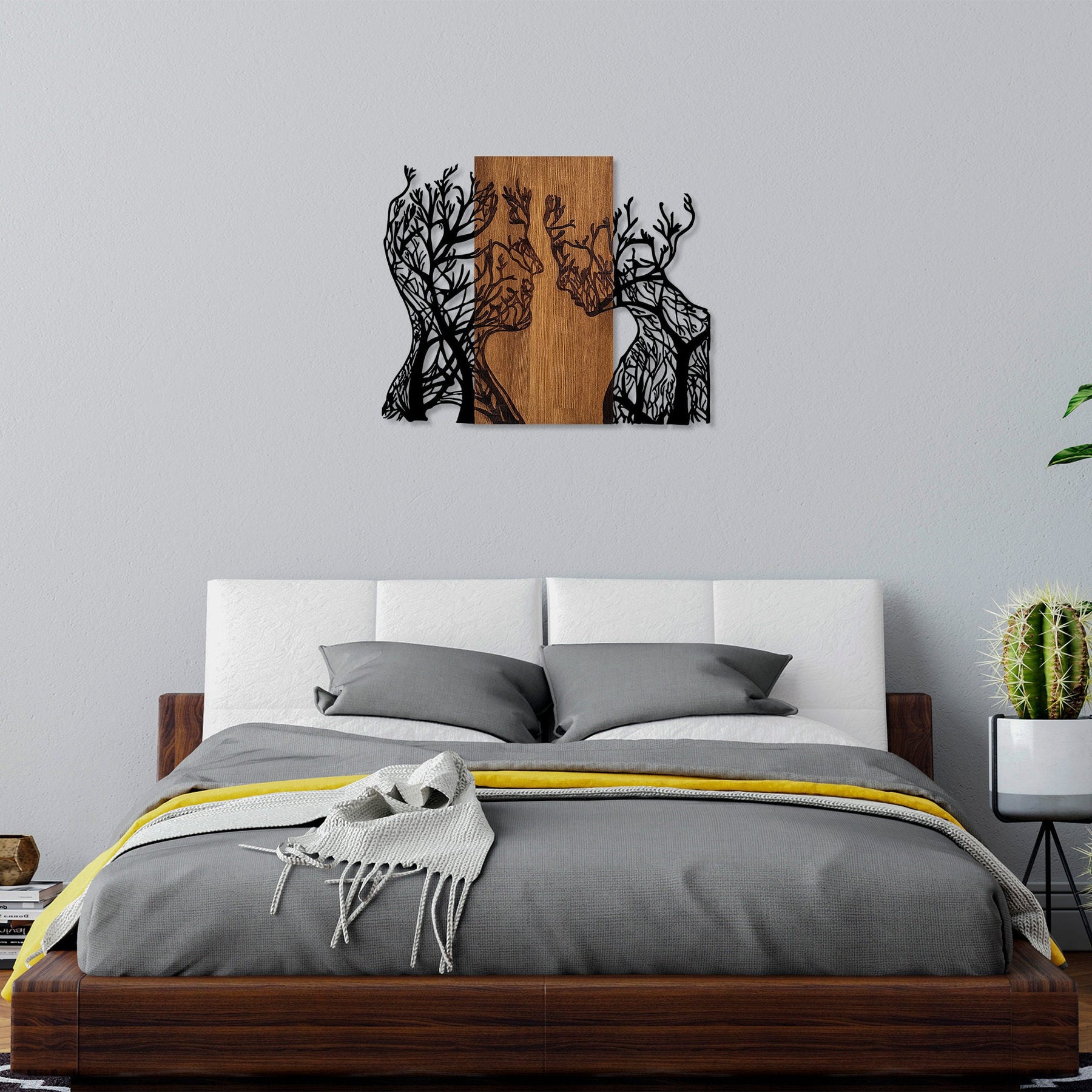 Decoratiune perete Tree Woman, lemn/metal, 70x58 cm