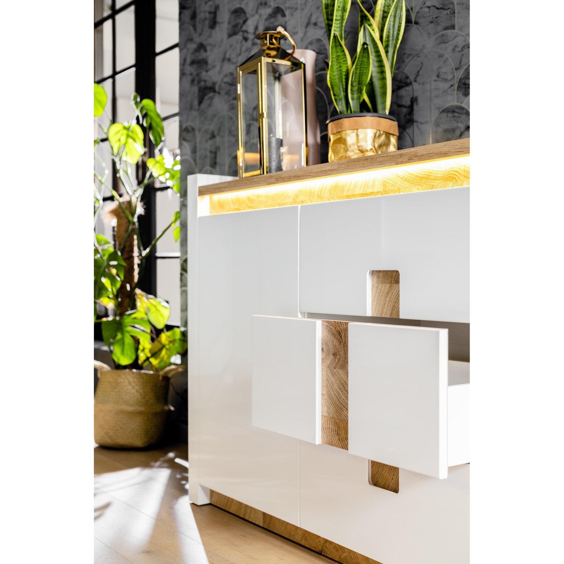 Comoda usi si sertare Alameda, alb, 172X41X96,5 CM
