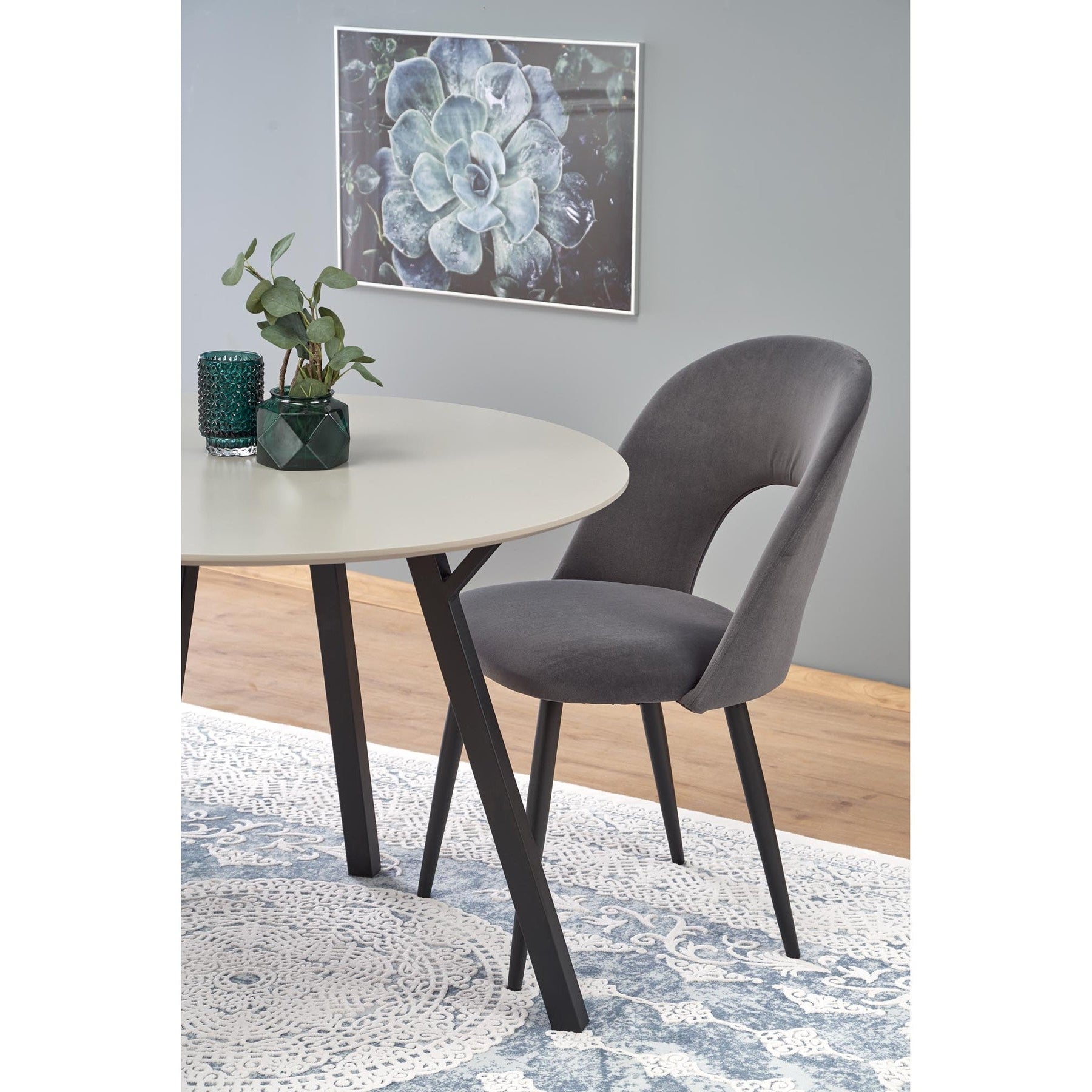 Scaun tapitat K384, gri/negru, 54x57x84 cm