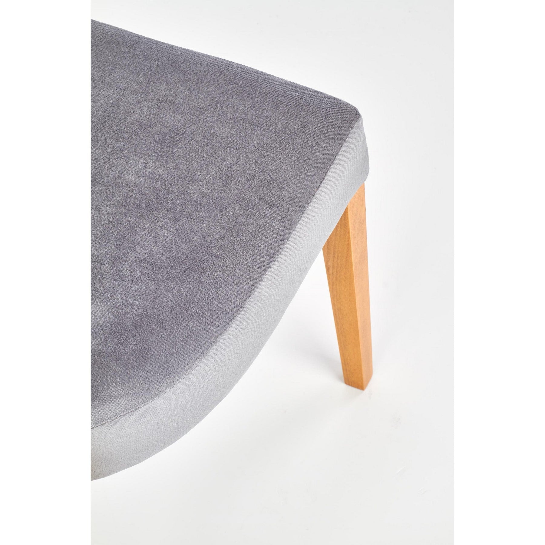 Scaun tapitat cu stofa catifelata Rois, 58X43X94 CM