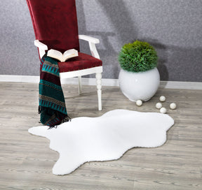 Covor POST PLUSH, 60x90 cm, forma atipica, poliester, alb