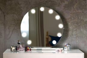 Oglinda TORANO, argintiu, cu iluminare LED, 70x70 cm