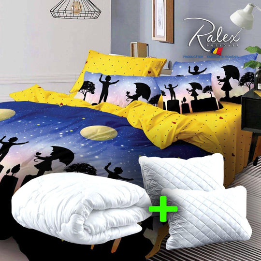 Pachet promo 6 piese lenjerie pat finet PLP76, albastru/galben, cu pilota, perne, cearceaf pilota, cearceaf pat si 4 fete de perna