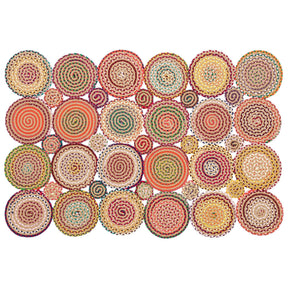 Covor multicolor cu motive circulare, ideal pentru living – primabucata