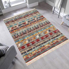 Covor multicolor cu motive geometrice într-un living modern – primabucata