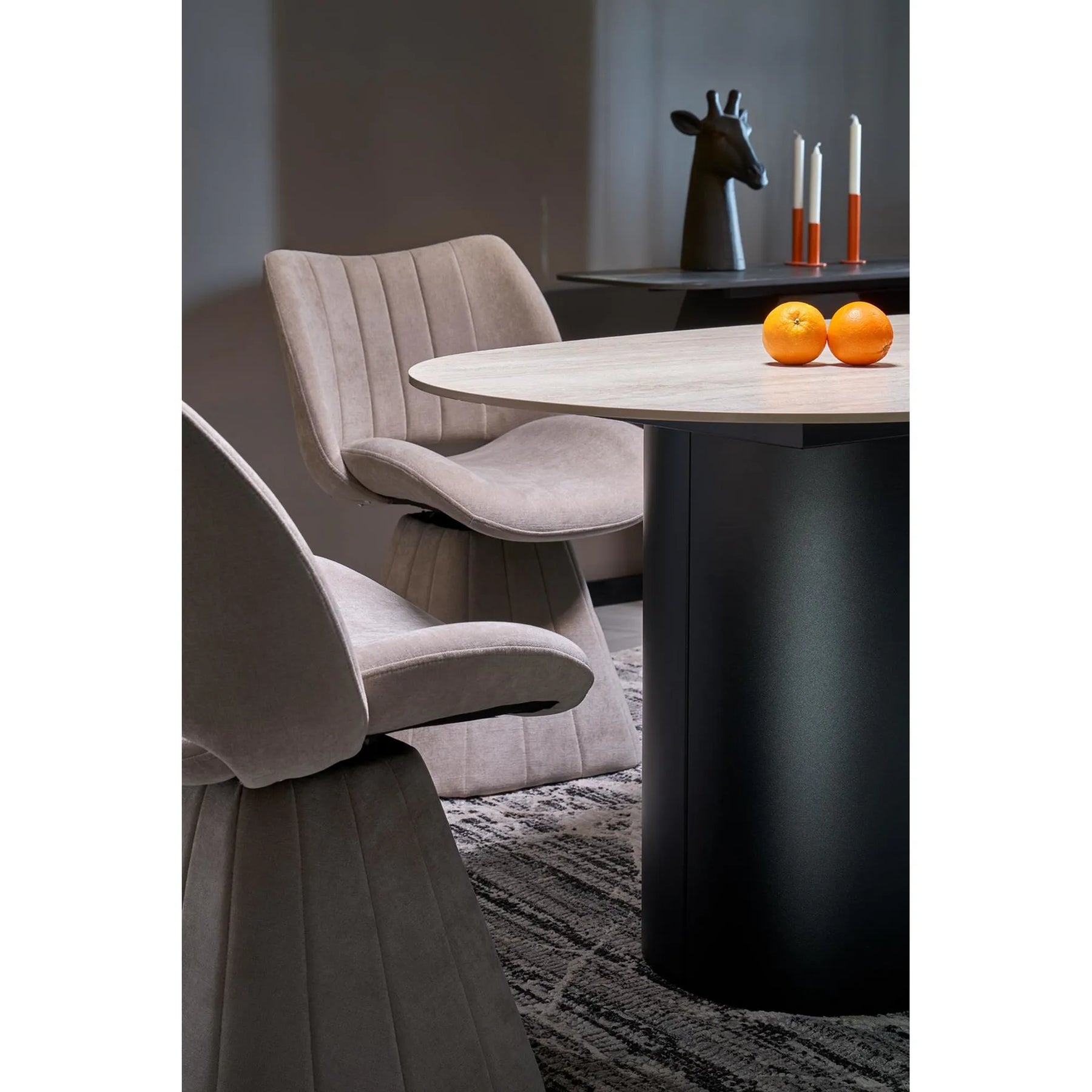 Scaun rotativ K613, stofa clasica bej, 53x60x87 cm