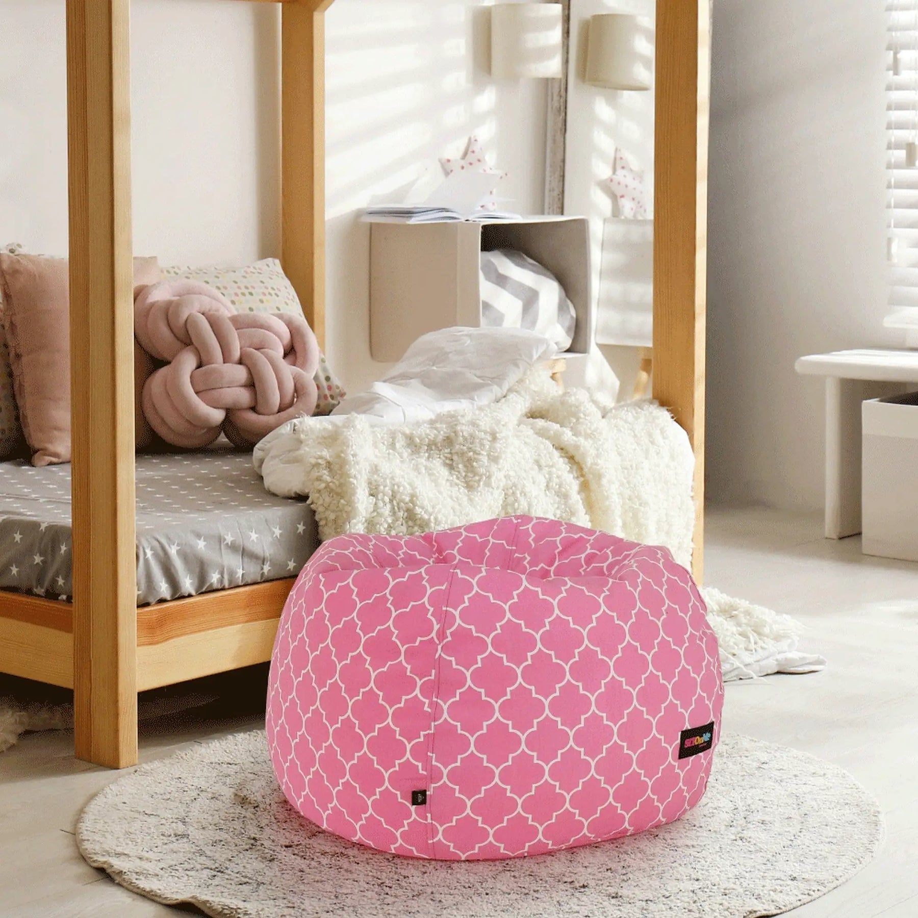 Fotoliu tip sac, roz/alb cu model, GOMBY