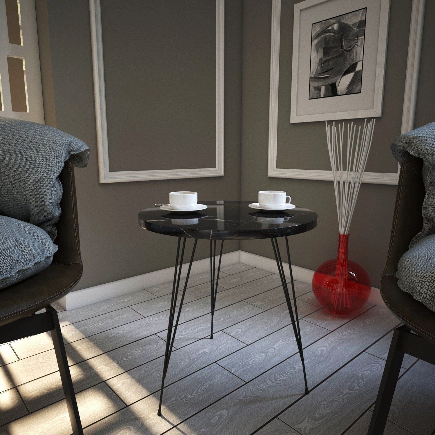 Măsuță de cafea neagră, modernă, într-un living elegant – primabucata