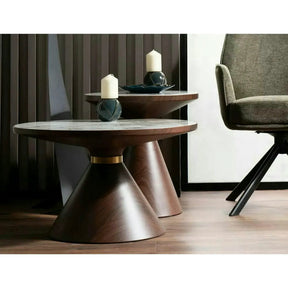 Masuta NAPA A, ceramica/metal, alb cu efect de marmura/nuc/auriu, 70×70×43 cm