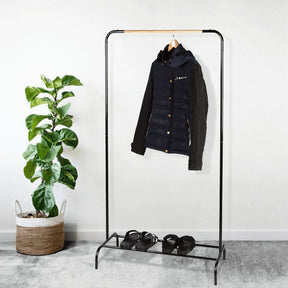 Stander haine RAPSO, metal/lemn, negru, 80x40x149 cm