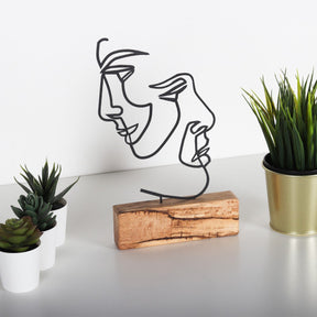 Accesoriu decorativ Faces, negru, metal/lemn, 17x38 cm