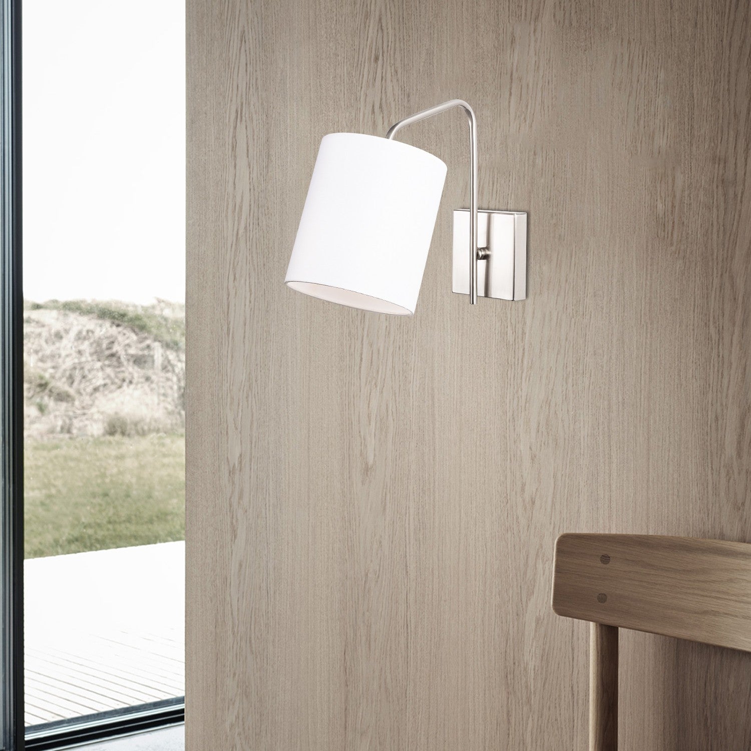 Lampa de perete Ve-6002, crom/alb, metal/material textil, 14x27x24 cm