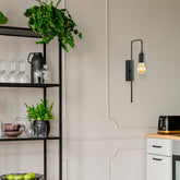 Lampa de perete Mum-3502, negru, metal, 6x22x42 cm