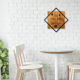 Accesoriu decorativ La Vie Est Belle, negru/nuc, lemn/metal, 54x54 cm