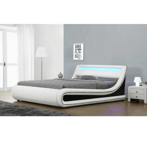 Pat dormitor MANILA NEW, piele ecologica, alb/negru, 160x200 cm, cu iluminare LED RGB, somiera lamelara reglabila si lada de depozitare, fara saltea